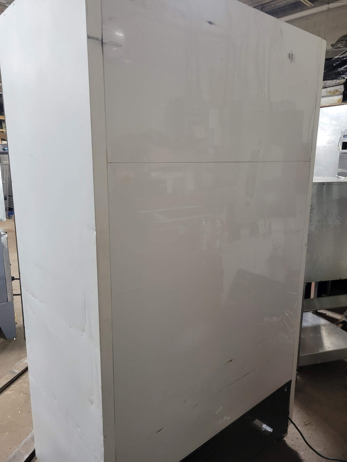 TRUE TAC-48 48" VERTICAL AIR CURTAIN REFRIGERATED OPEN MERCHANDISER NIGHT SHADE