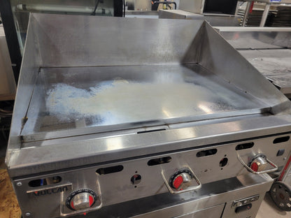 VULCAN MSA36-CN 36" CHROME TOP GRIDDLE W/ RAISED TAPERED BACK SPLASH NAT GAS