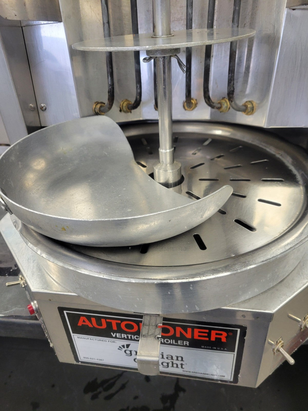OPTIMAL AUTODONOR 3PE 65 LB. ELECTRIC GYRO MACHINE VERTICAL BROILER 208V