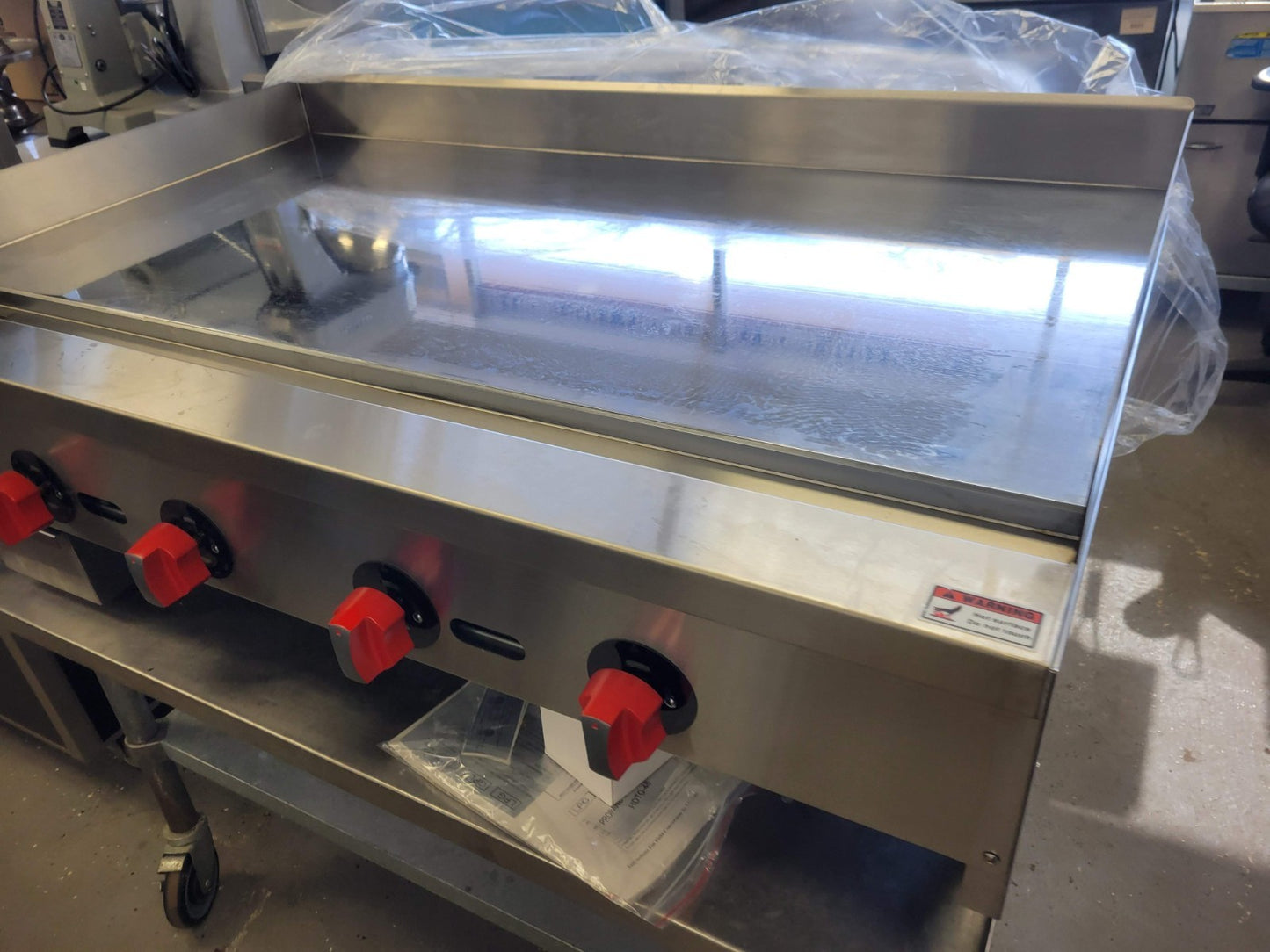 PRECISION HDTG-48 CHROME-TOP 48" THERMOSTATIC NATURAL GAS GRIDDLE 120,000 BTU