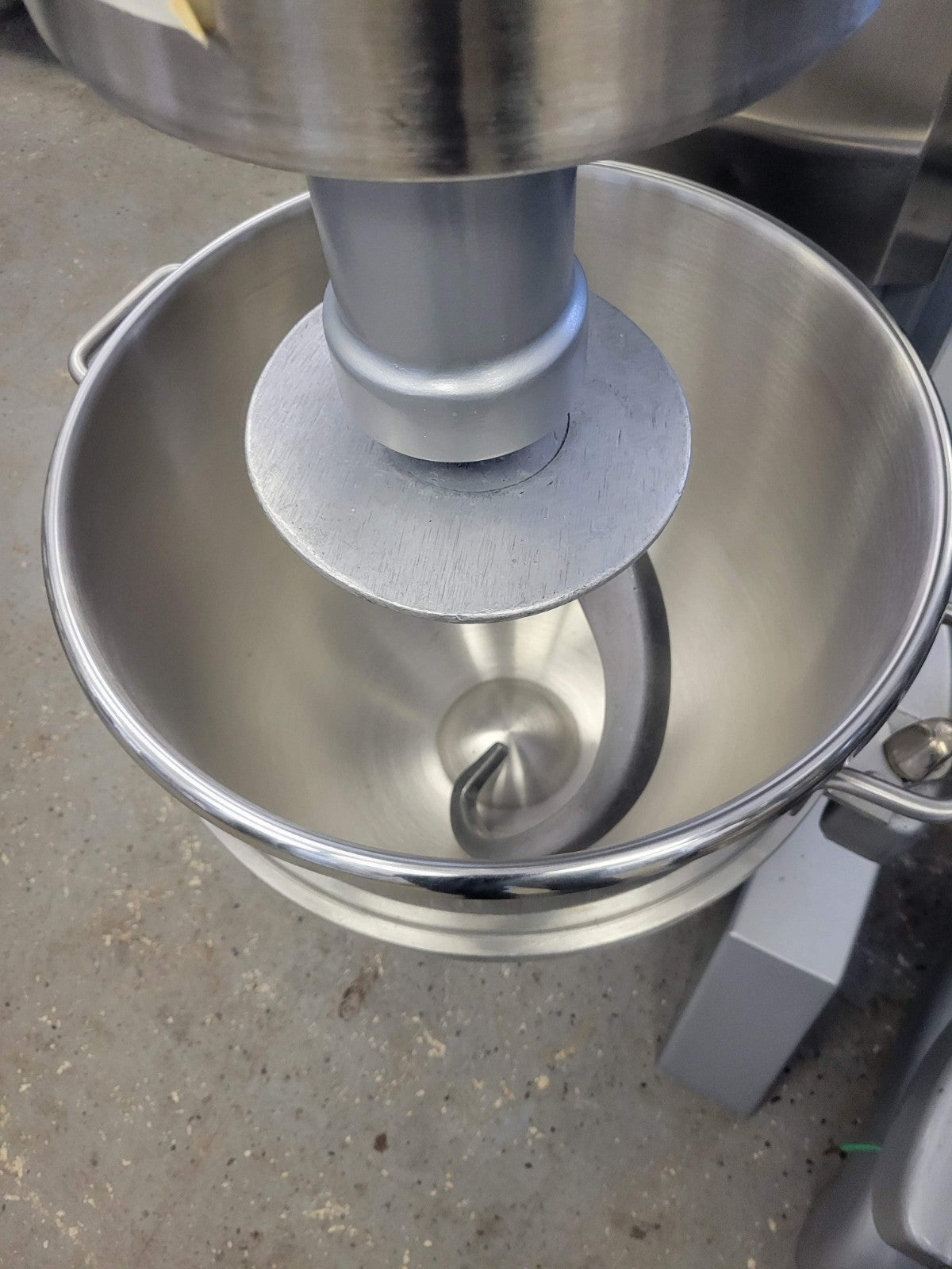 HOBART MODEL H-600T PIZZA DOUGH MIXER 200V 3PH "BRAND NEW" STAINLESS STEEL BOWL