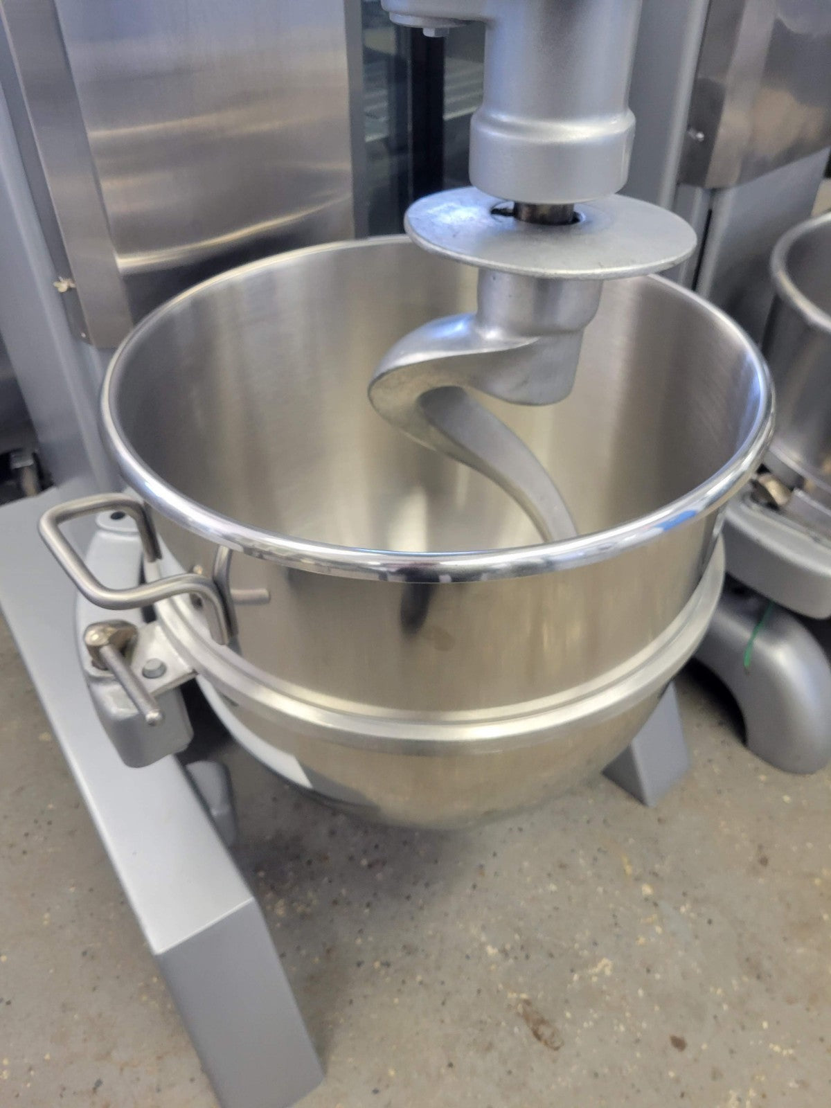 HOBART MODEL H-600T PIZZA DOUGH MIXER 200V 3PH "BRAND NEW" STAINLESS STEEL BOWL