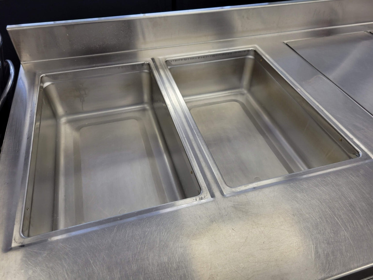 DELFIELD F14EI232 2 WELL STEAM TABLE & 8132-ER-UM 2 WELL DROP-IN COLD FOOD TABLE