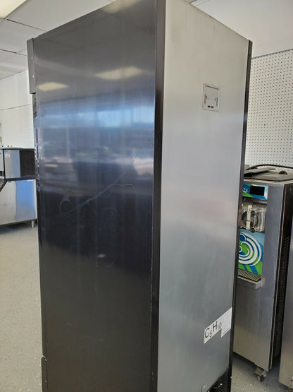ATOSA MCF8722GR 1 DOOR GLASS REFRIGERATOR MERCHANDISER 33° to 38°F LED LIGHTING