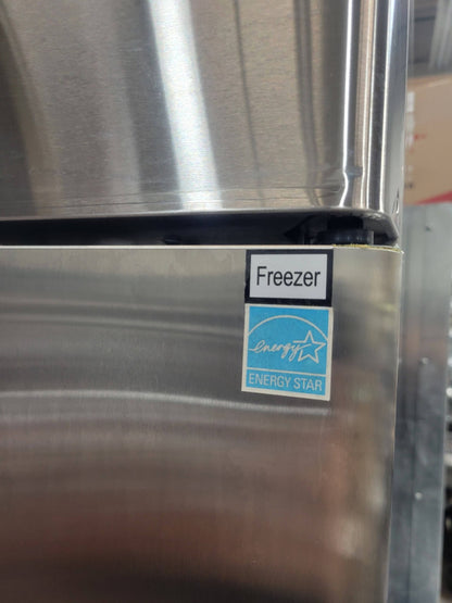 ATOSA MBF8503GR 54" TWO-SECTION REACH-IN FREEZER W/ 2 SOLID DOORS BOTTOM MOUNT