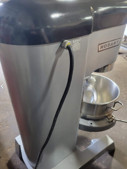 HOBART MODEL H-600 1.5 HP PIZZA DOUGH MIXER 200V 3PH STAINLESS STEEL BOWL & HOOK