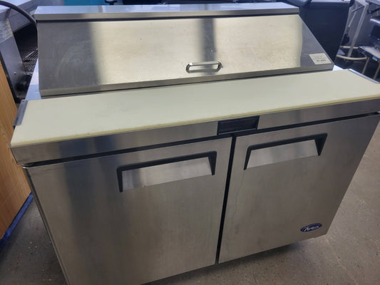 ATOSA MSF8302GR 48" TWO-SECTION SANDWICH/SALAD PREP TABLE W/2 TOP 13.4 CU FT