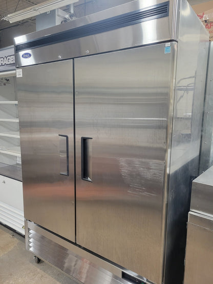 ATOSA MBF8503GR 54" TWO-SECTION REACH-IN FREEZER W/ 2 SOLID DOORS BOTTOM MOUNT