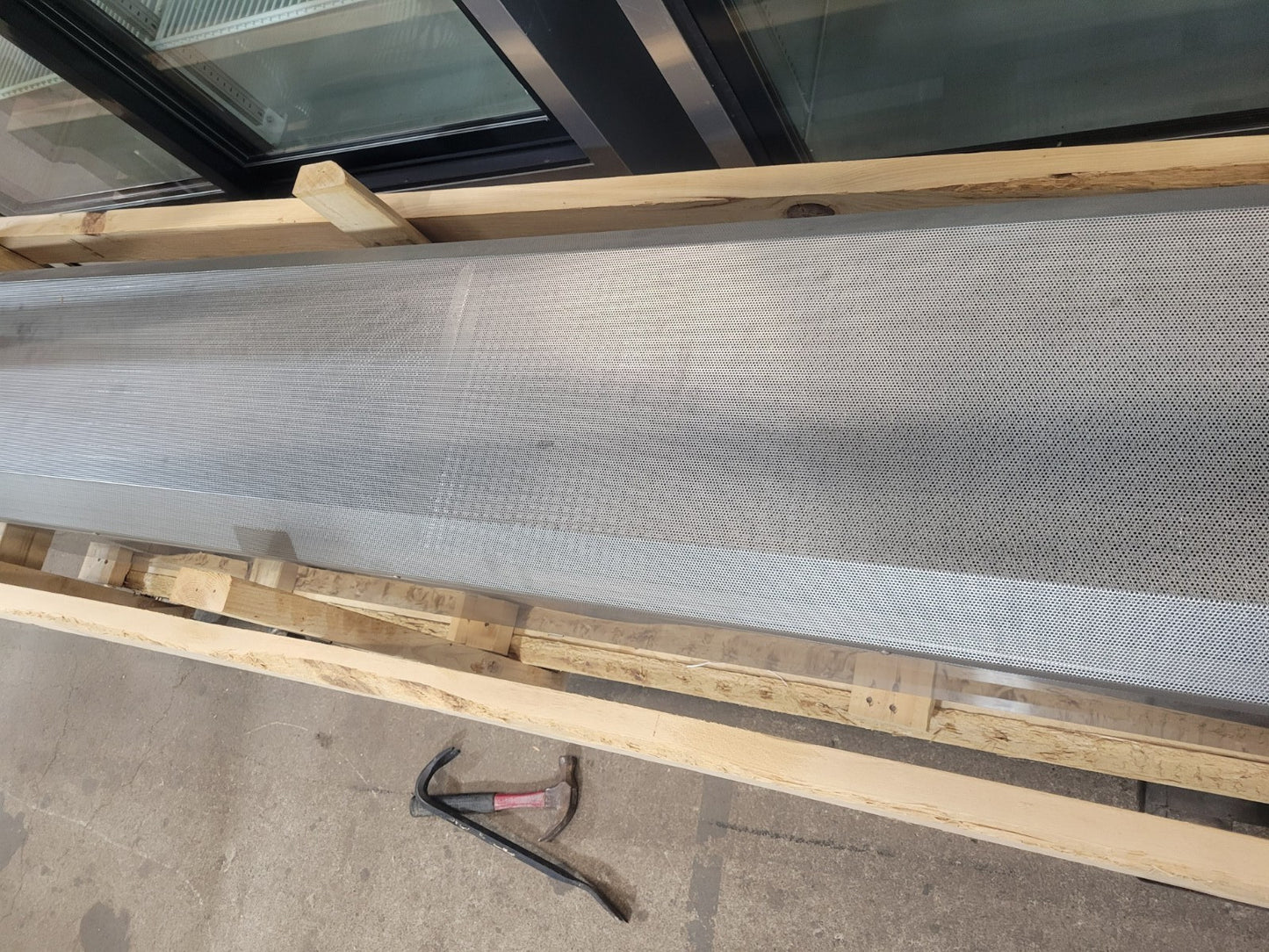 POWERED AIRE CED-2-84 " AIR CURTAIN NEW NEVER USED CUSTOMER ENTRY DOOR