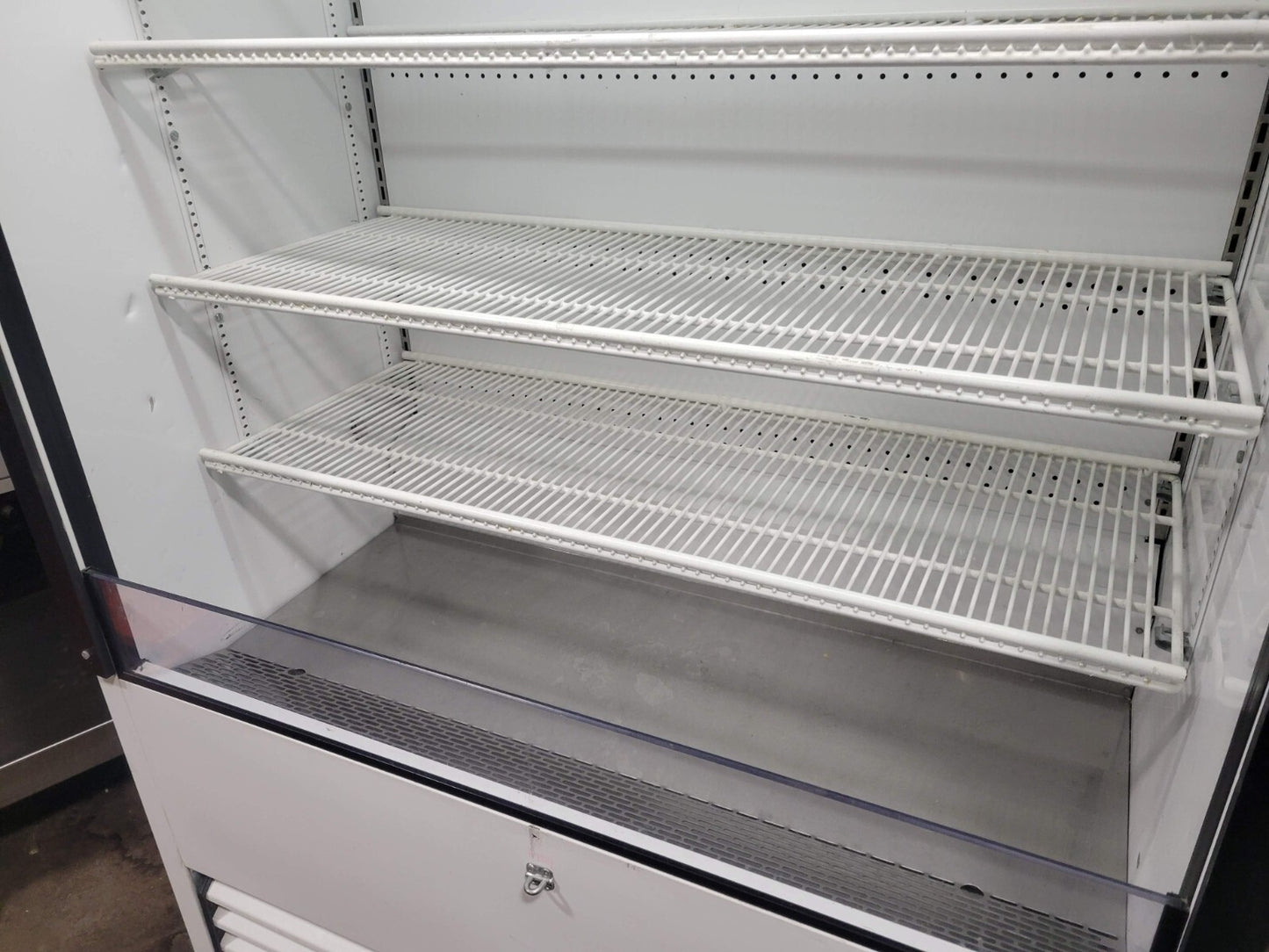 TRUE TAC-48 48" VERTICAL AIR CURTAIN REFRIGERATED OPEN MERCHANDISER NIGHT SHADE