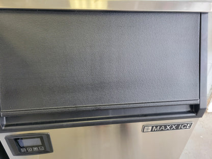 MAXX ICE MIM200NH 24" HALF CUBE UNDERCOUNTER ICE MACHINE - 199LBS/DAY AIR COOLED