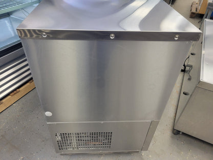 ATOSA MBB59GGR 59 2 GLASS DOOR STAINLESS STEEL BACK BAR COOLER - 17.3 CU FT