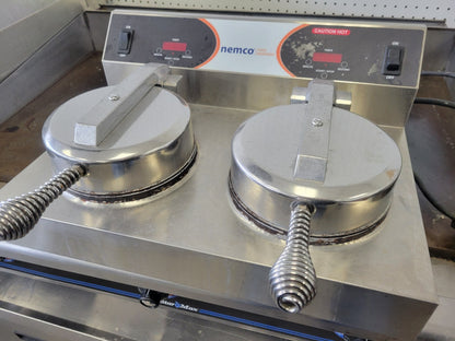 NEMCO 7000A-2240 DOUBLE CLASSIC AMERICAN WAFFLE MAKER W/CAST ALUMINUM GRIDS 890W
