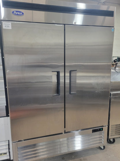ATOSA MBF8503GR 54" TWO-SECTION REACH-IN FREEZER W/ 2 SOLID DOORS BOTTOM MOUNT